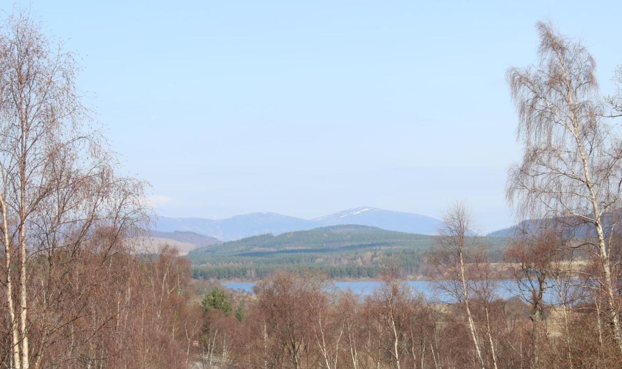 Skye Cottage, Meadowside House, Near Kingussie Buitenkant foto